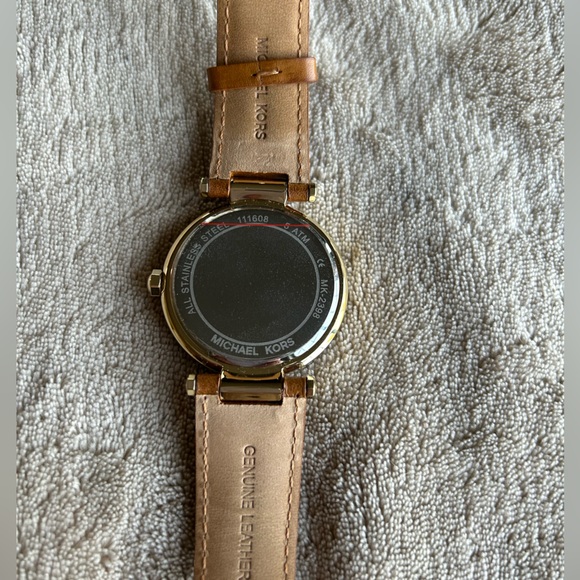 MICHAEL KORS Gold-Tone Logo Tan Leather Watch - Picture 4 of 8